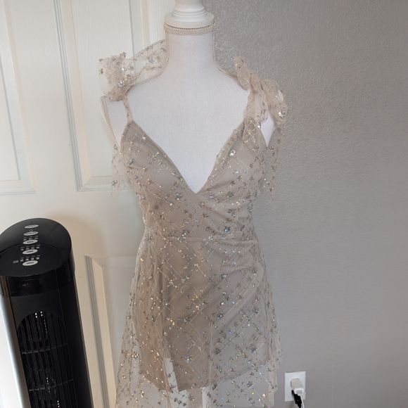 Lucy in the Sky Silver Mini Dress - Picture 7 of 10